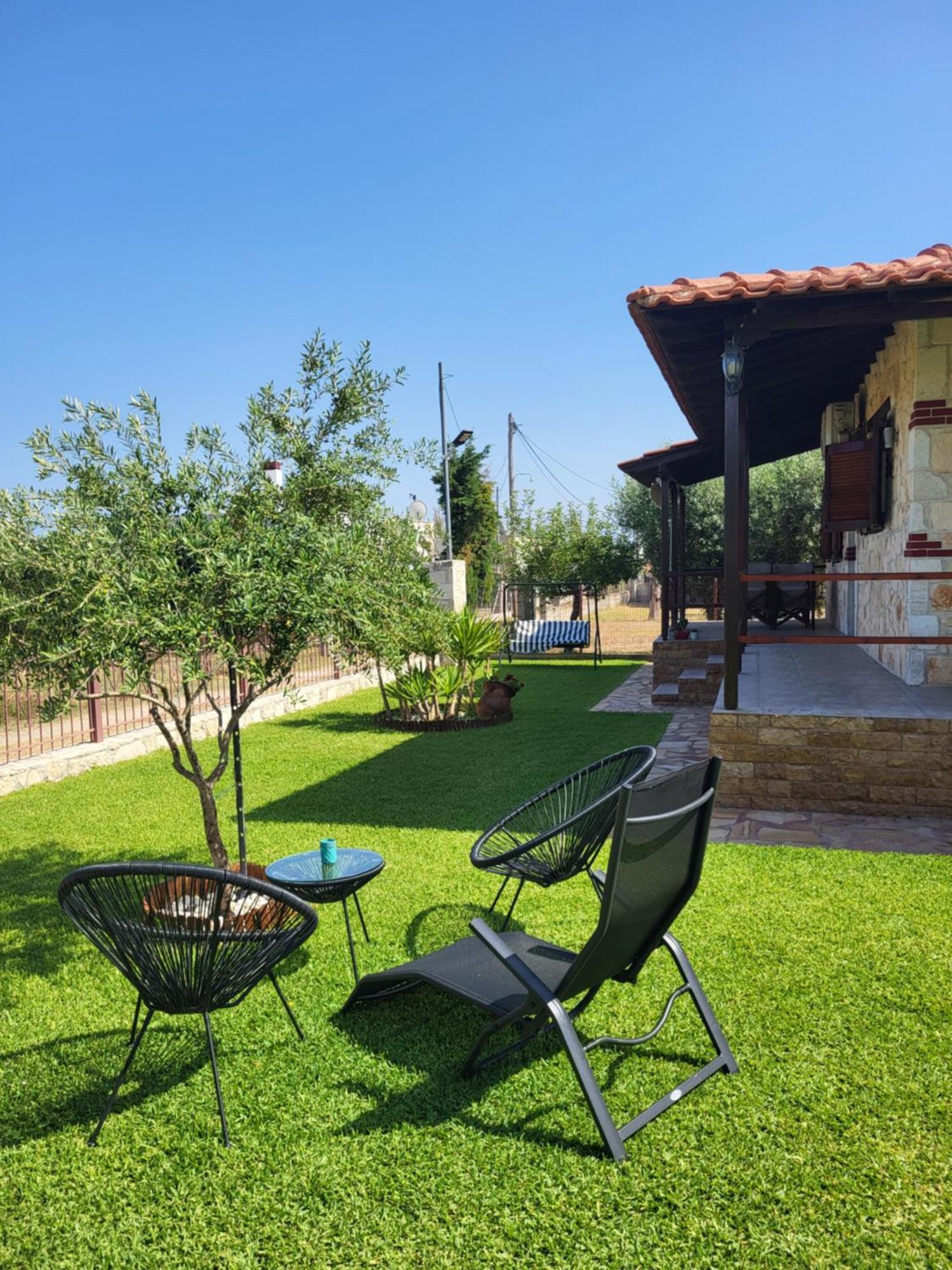 Villa Trifon By Rentalspro Services -Nea Potidea Halkidiki Exterior photo
