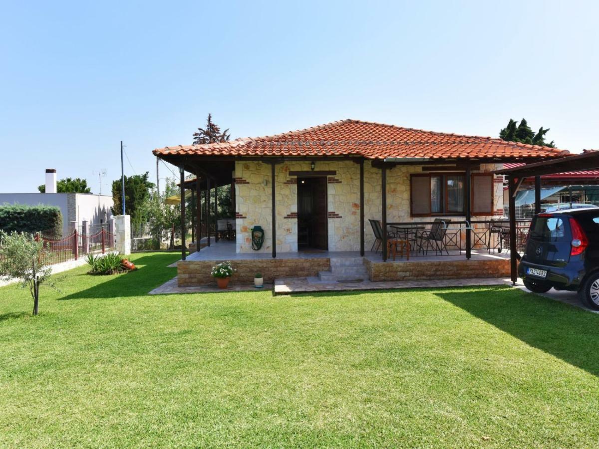 Villa Trifon By Rentalspro Services -Nea Potidea Halkidiki Exterior photo